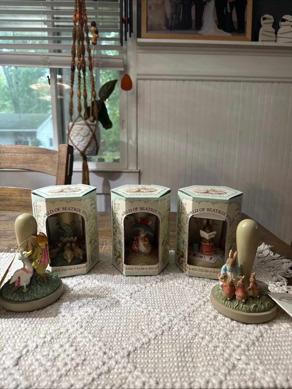 The World of Beatrix Potter Cookie Press and Recipe Book Set- set of 5 NWT
